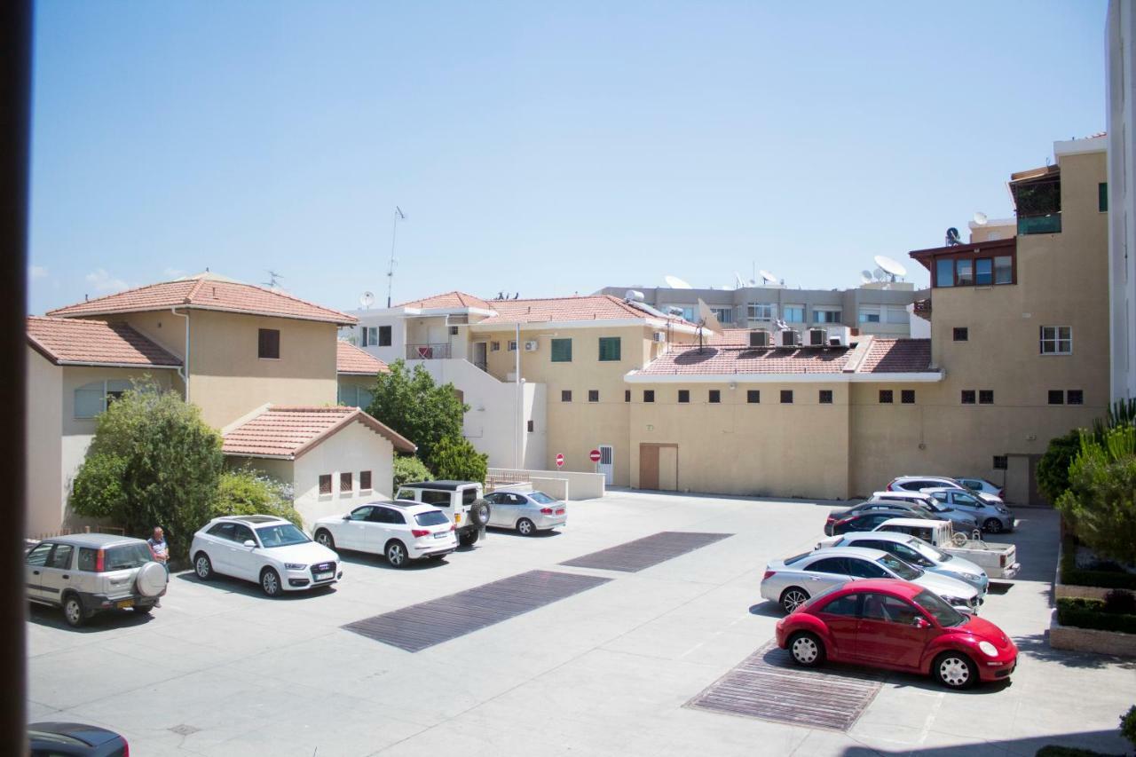 Galatex Beach Apartment Limassol Zewnętrze zdjęcie
